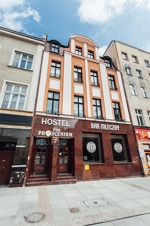Hostel Kamienica Rynek 7 Katoviçe Dış mekan fotoğraf