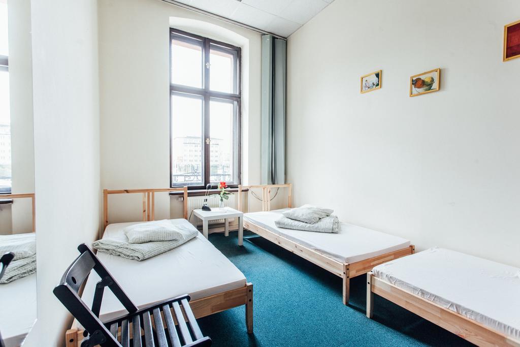 Hostel Kamienica Rynek 7 Katoviçe Dış mekan fotoğraf