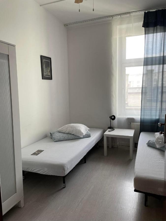 Hostel Kamienica Rynek 7 Katoviçe Dış mekan fotoğraf