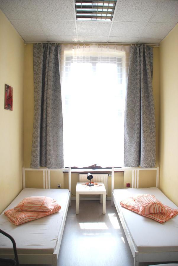 Hostel Kamienica Rynek 7 Katoviçe Dış mekan fotoğraf